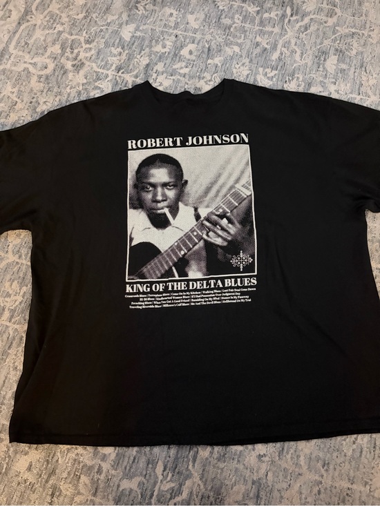 Gildan Other - Gildan Black Graphic Tee 3XL `King of the Delta Blues’